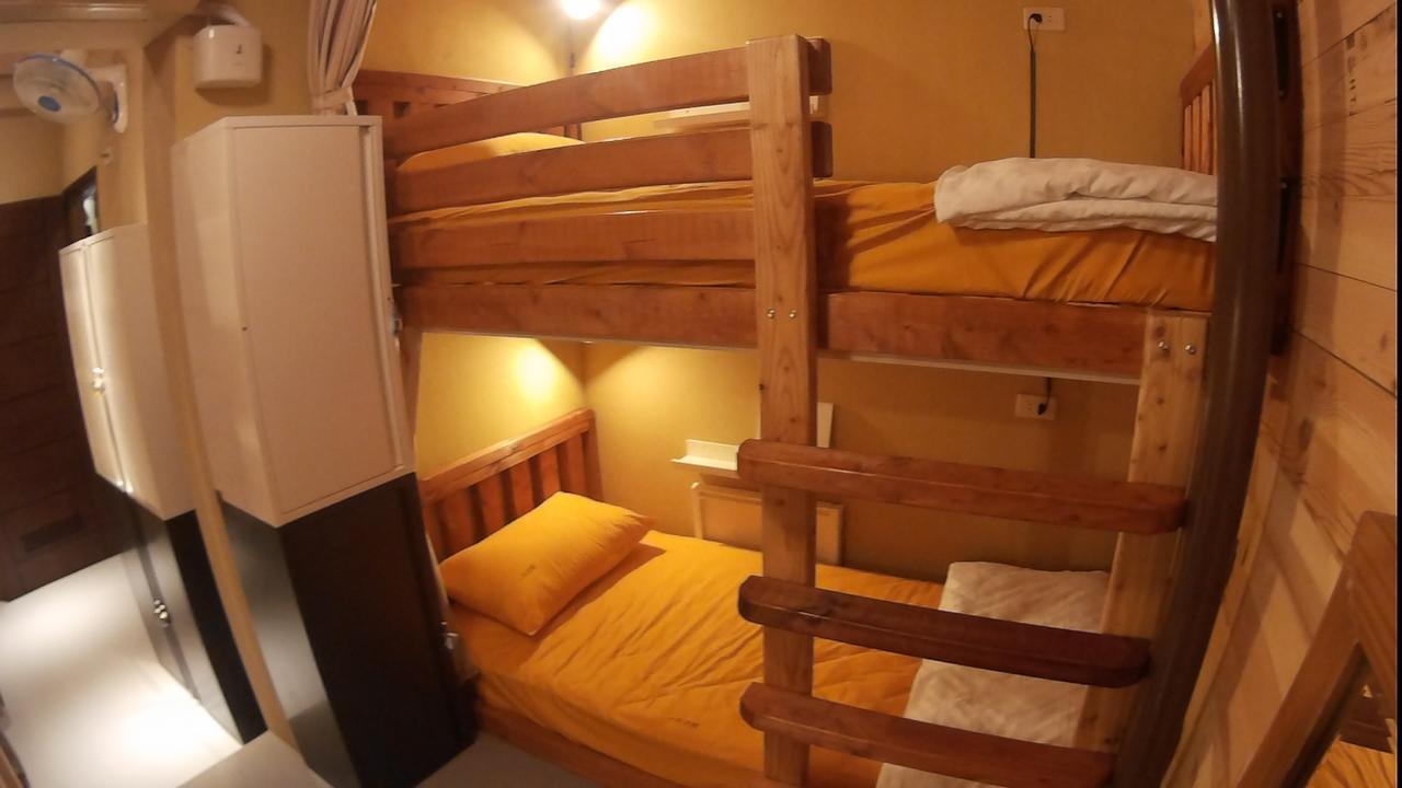 On Board Hostel Manzhou ภายนอก รูปภาพ
