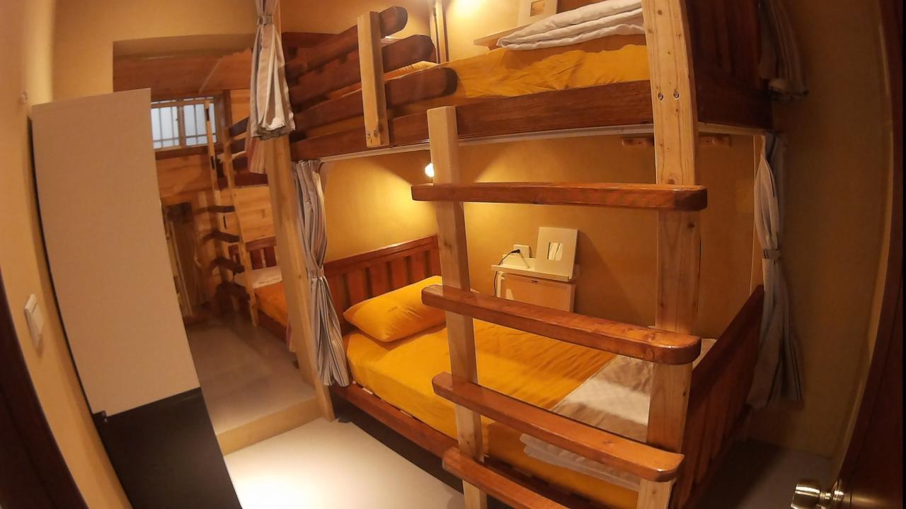 On Board Hostel Manzhou ภายนอก รูปภาพ